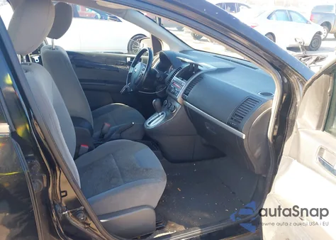 2010 Nissan Sentra 2.0S z USA, uszkodzony, nr VIN 3N1AB6AP8AL658086